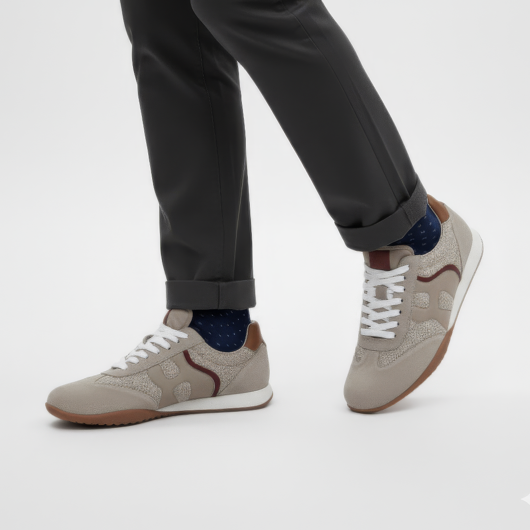 Baskets rétro beige en daim – Confort & style urbain